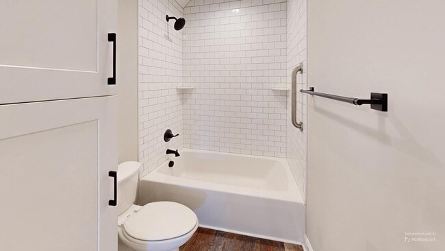 Building Photo - 103 Hillock Dr