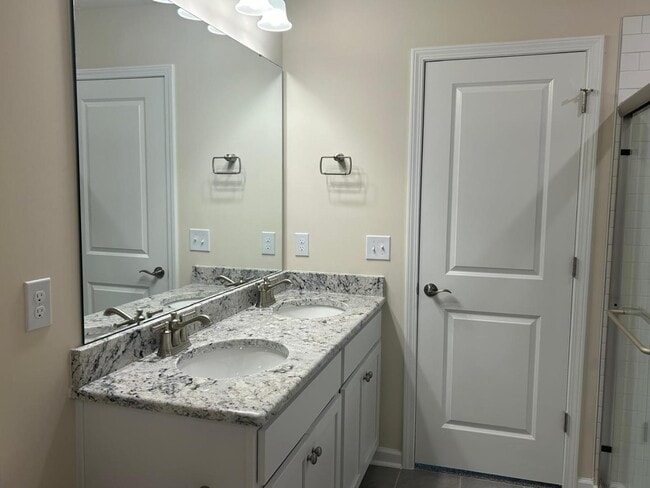 Building Photo - 552 Campbell Rdg Pl