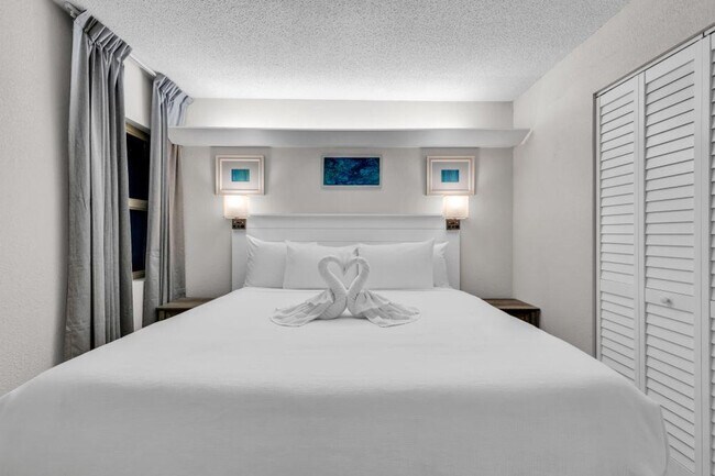 Building Photo - 1700 N Ocean Blvd