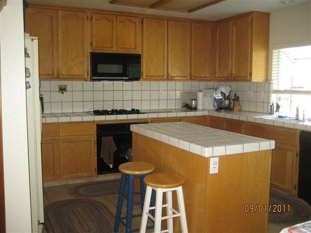 Building Photo - SAN MICHELE DRIVE - BEAUTIFUL LARGE HOME