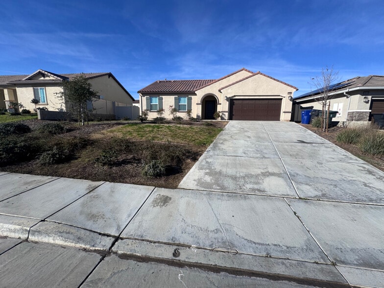 Building Photo - 5018 Anaconda Ave