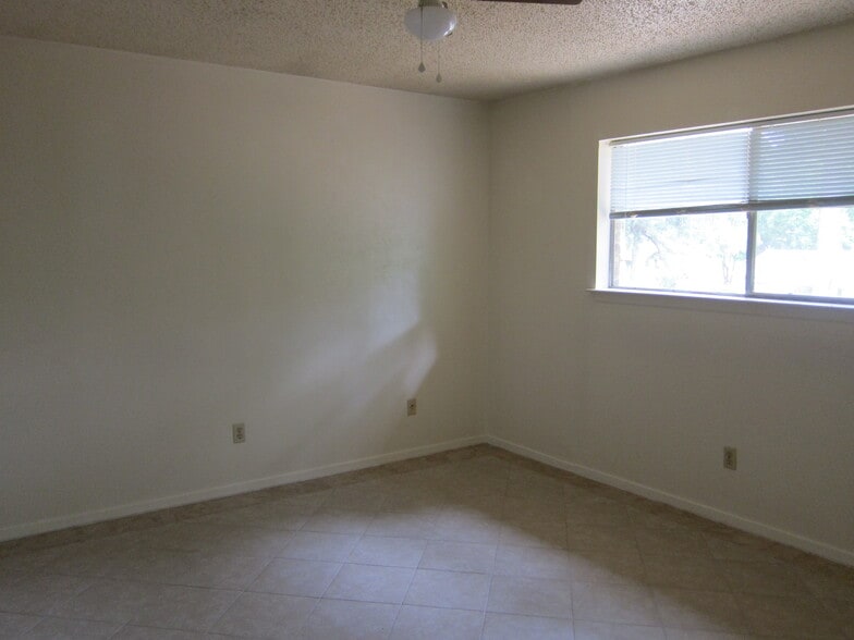 Building Photo - 2010 Secretariat Trail