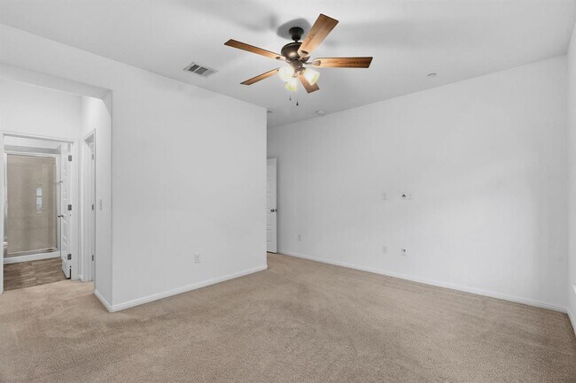 Building Photo - 11807 Frenchie Ln