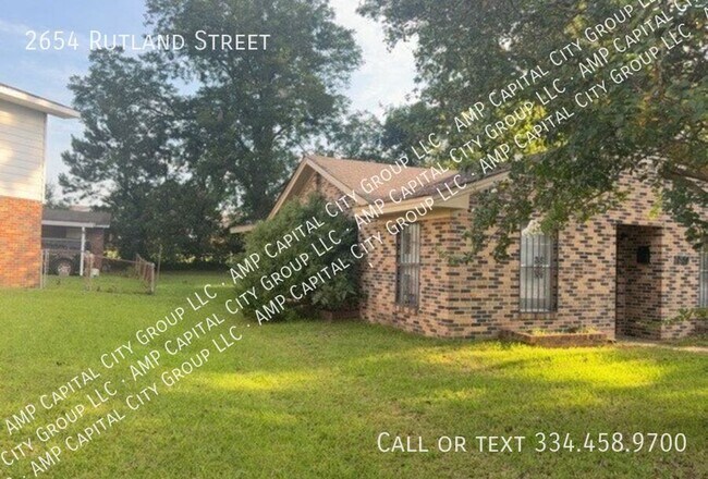 Building Photo - 2654 Rutland St