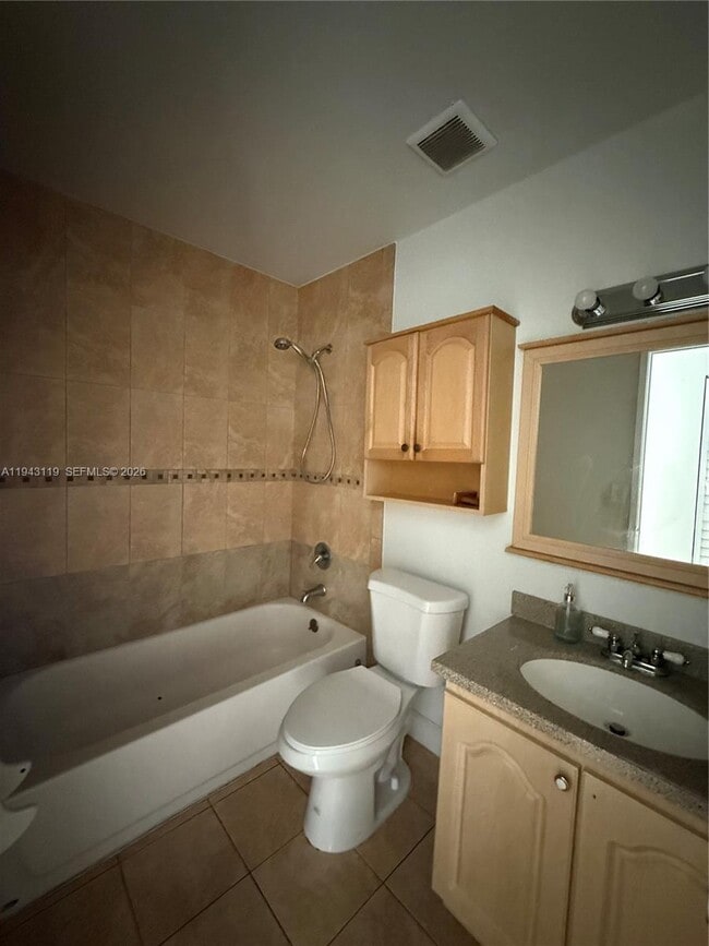 Building Photo - 8811 SW 123rd Ct