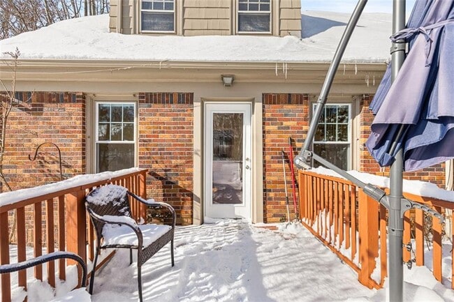 Building Photo - 31 Washington St