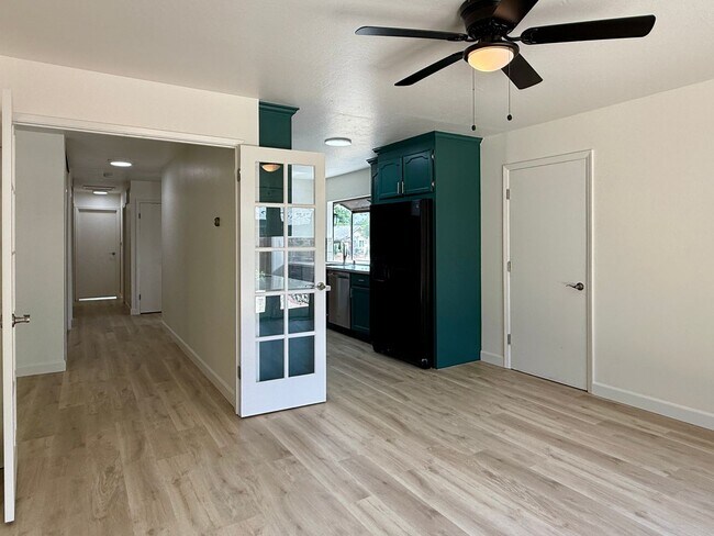 Building Photo - Bright & Updated 3 Bedroom 2 Bath Single Family Home in Santa Clara