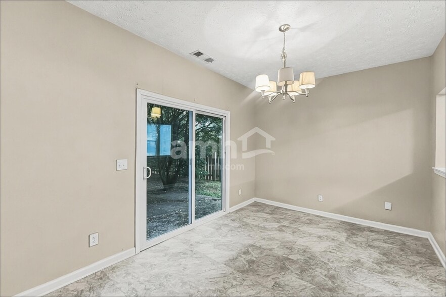 Building Photo - 3151 Serenade Ct