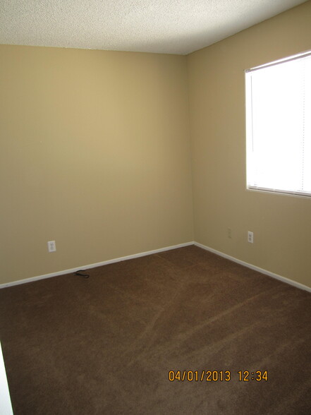 Second Bedroom - 9831 Sepulveda Blvd