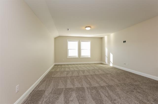 Building Photo - 106 Valley Forge Ln