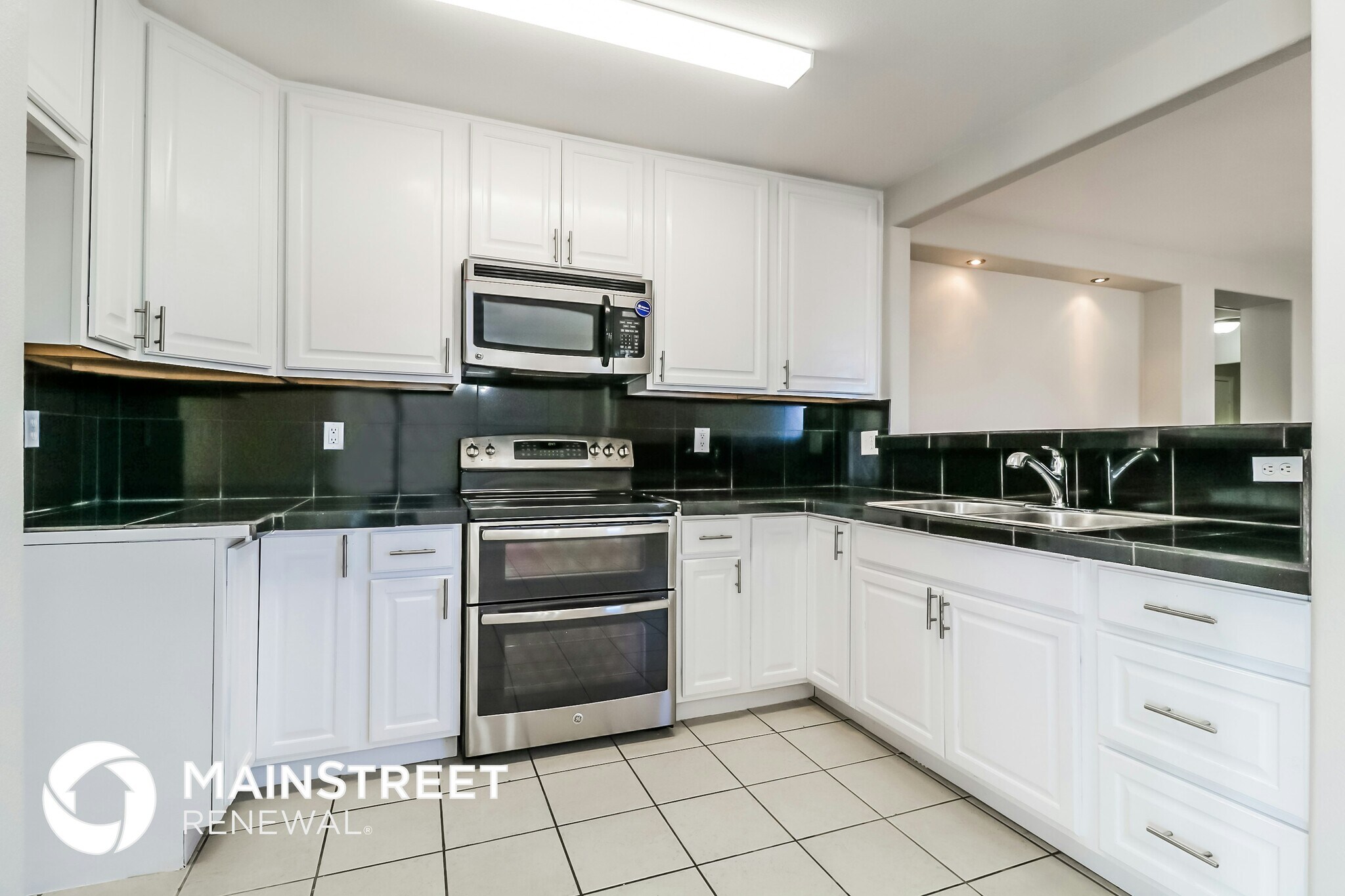 Building Photo - 12519 N Pablo St