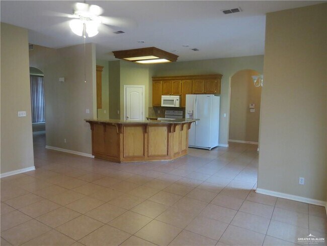 Building Photo - 2603 Norma Dr