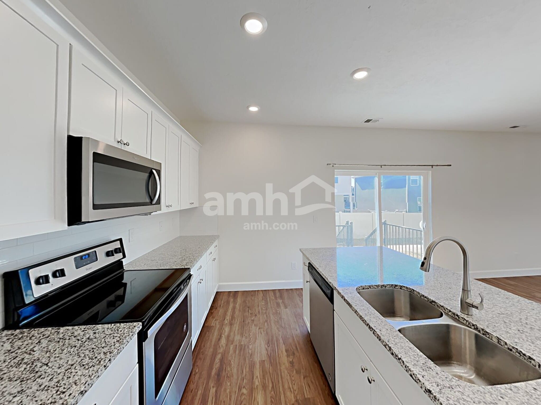 Building Photo - 2434 E Tumbleweed Rd