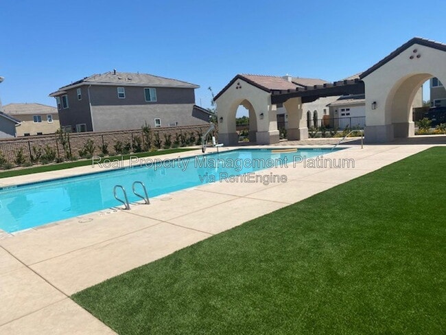 Building Photo - 3736 Longford Way