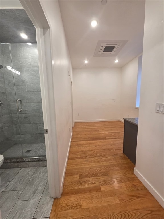 Building Photo - 64 Market St