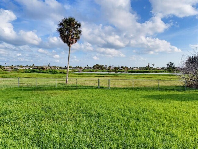 Building Photo - 4044 Headsail Dr