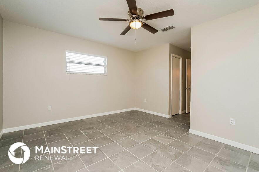 Building Photo - 11440 Fox Run