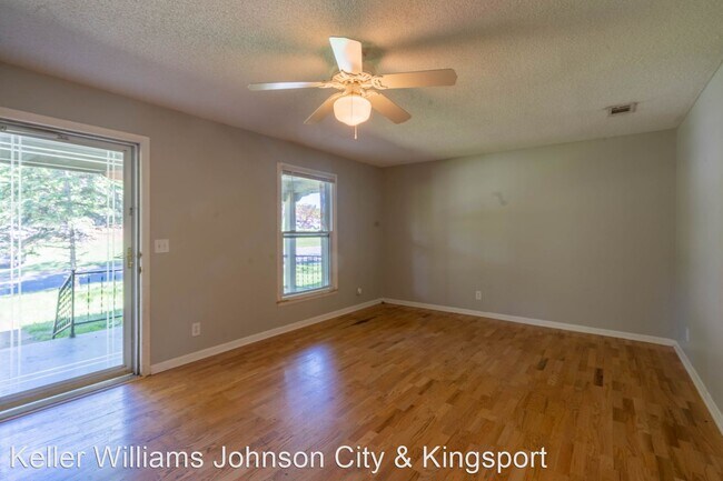 Building Photo - 4 br, 2 bath House - 1011 Westminister Dr