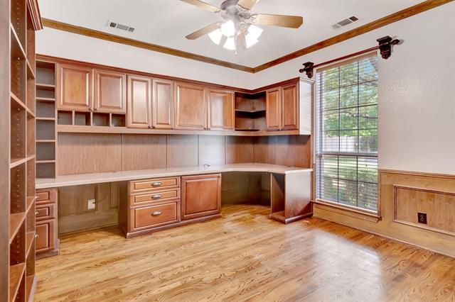 Building Photo - 501 Preston Ct