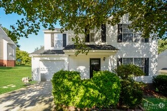 Building Photo - 1521 Clover Ridge Ct