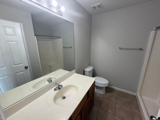 Building Photo - 1432 Bodie Dr