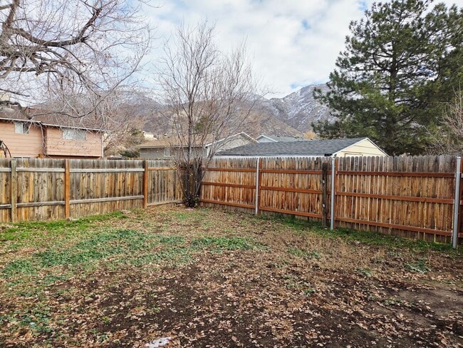 Building Photo - 1968 E 5850 S