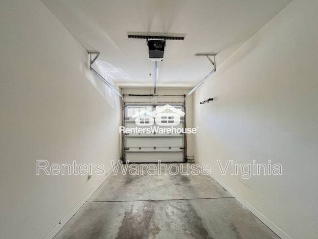 Building Photo - 45 Miles Cary Mews