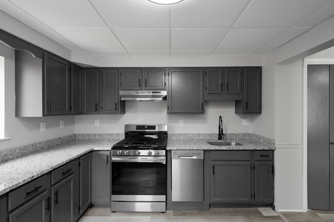 Building Photo - Gorgeous 3 bedroom home in Homestead avail...