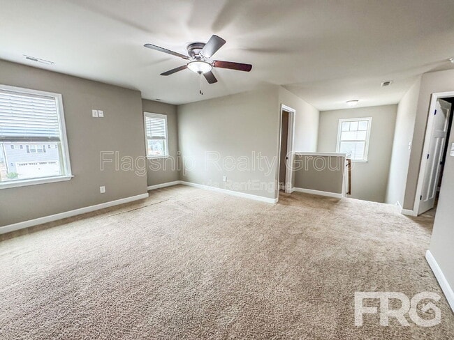 Building Photo - 419 Planters Ridge Dr