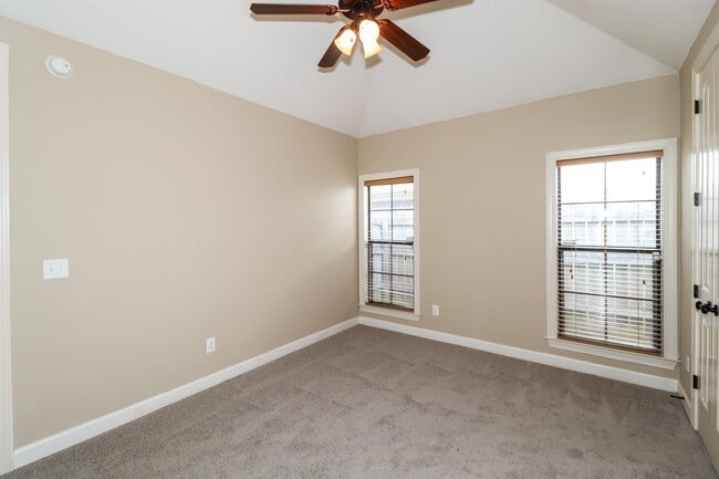 Building Photo - 10177 New Well Terrace