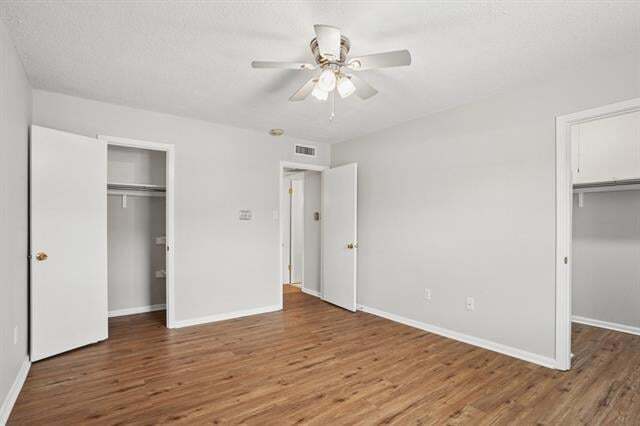 Building Photo - 2700 Whitney Pl
