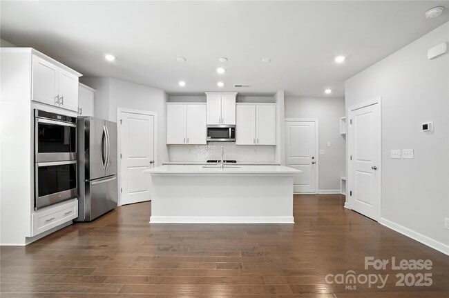 Building Photo - 125 Cedar Knoll Cir