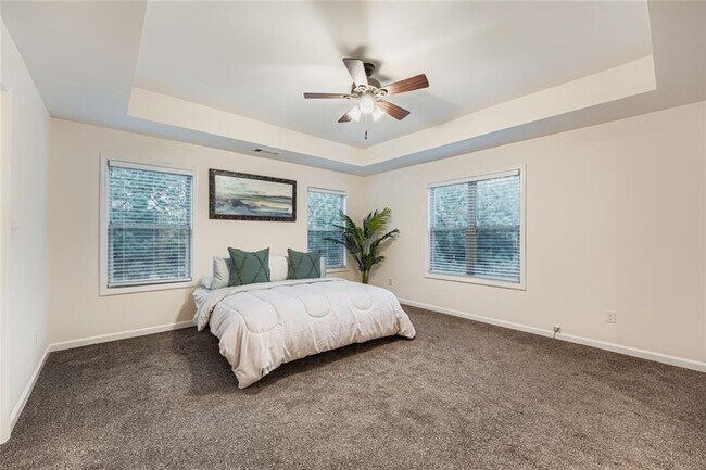 Building Photo - 1240 Grayson Oaks Dr