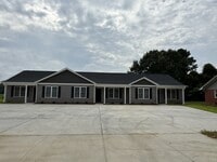 Building Photo - 614 S Powell Ave