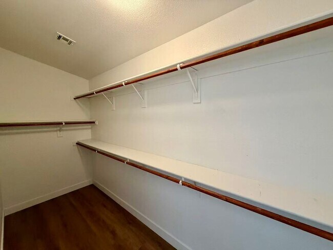 Building Photo - 11061 Cusumano Ct