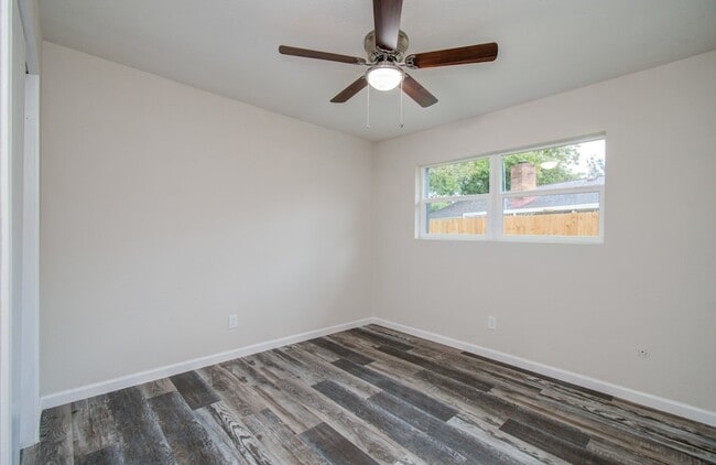 Building Photo - 9406 Autauga St