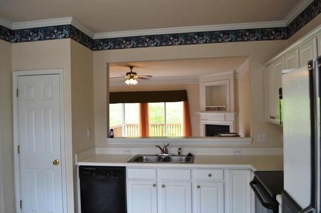 Building Photo - 124 Ruby Walk Dr