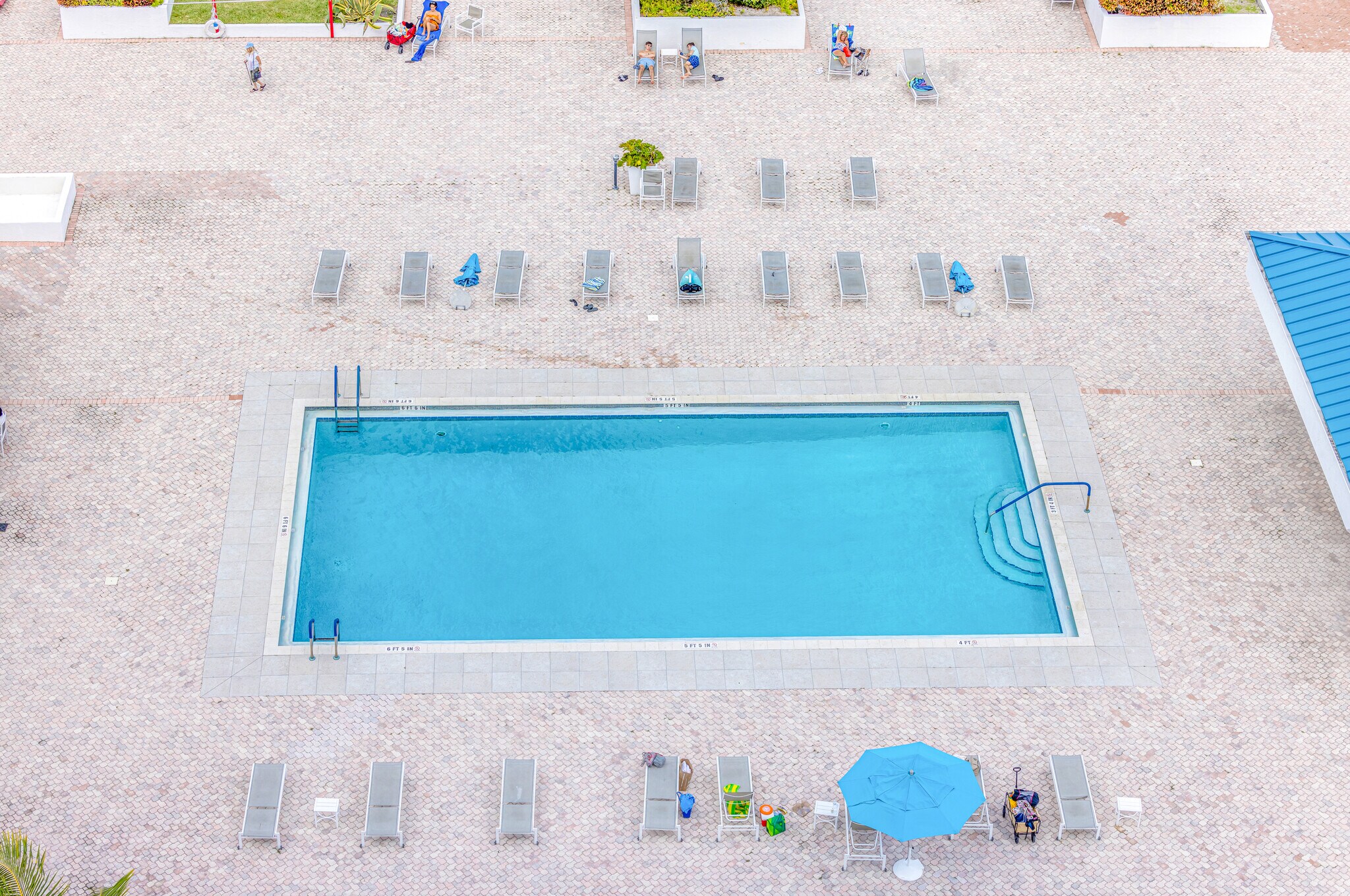 Building Photo - 1201 S Ocean Dr