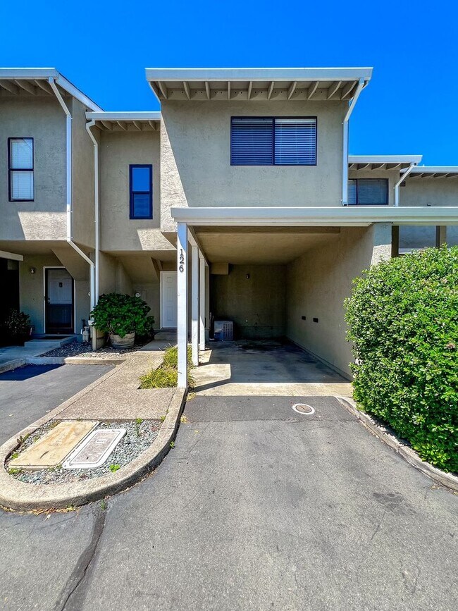 Building Photo - Adobe Creek Apartments