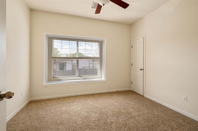 Building Photo - 2917 Saville Loop