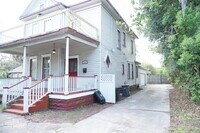 Building Photo - 1320 N Liberty St