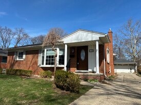 Building Photo - 1655 Hazel St