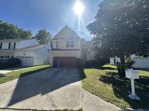 Building Photo - 521 Windward Dr
