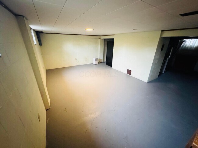 Building Photo - 1016 Lambeth Dr