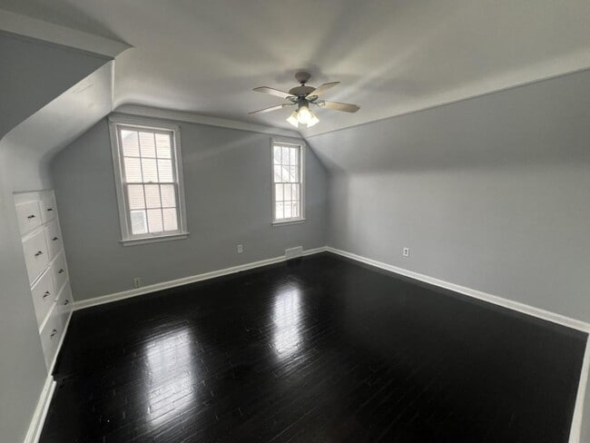 Building Photo - 1308 Ida Ave