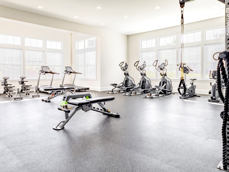 Building Photo - 5332 Tupelo St