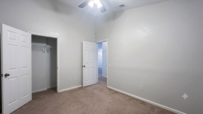 Building Photo - 1709 Pine Bay Dr