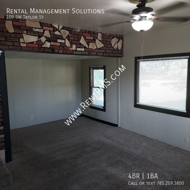 Building Photo - 100 SW Taylor St