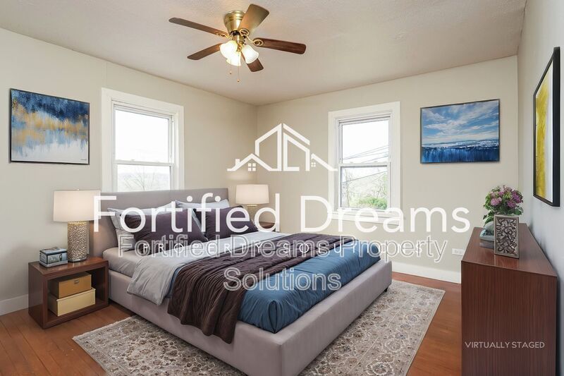 Building Photo - 201 Church St