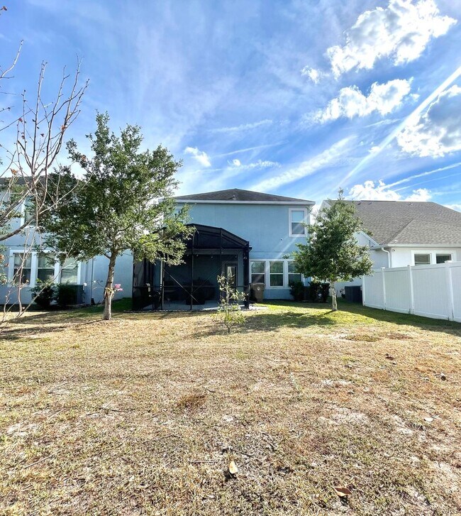 Building Photo - Available Move In 06/01! - Beautiful 3 Bed...